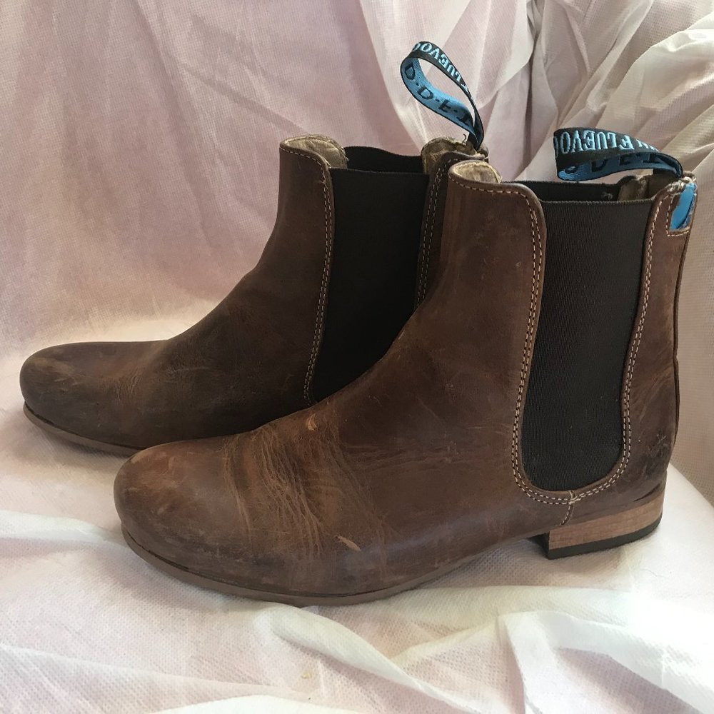 Fluevog Tan Chelse Boots